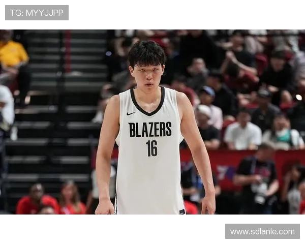 夏普盛赞杨瀚森传切默契称其为出色传球手自己为优秀终结者